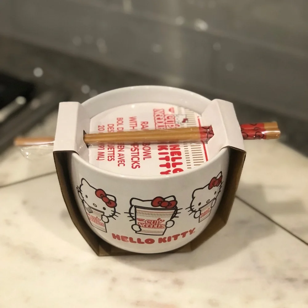 ✨NWT✨ Hello Kitty x Cup Noodles 20 Ounce Ramen Bowl with Chopsticks - Picture 3 of 12
